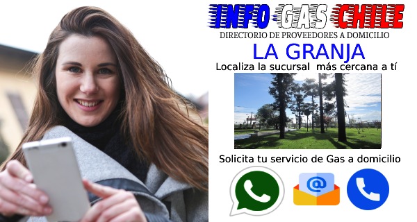 mujer con telefono llamando servicio de gas en la comuna a granja